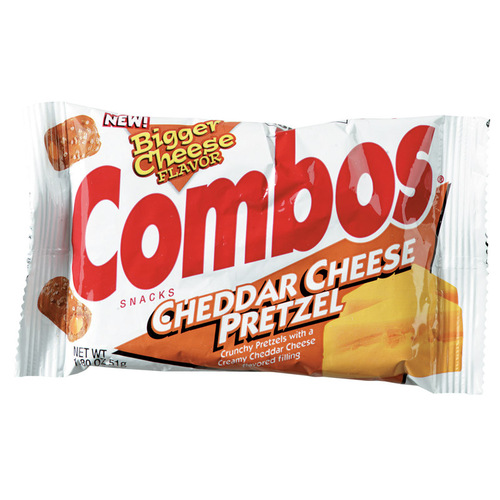 Combos 108568-XCP18 Crackers Cheddar Cheese Pretzel 1.8 oz Packet - pack of 18