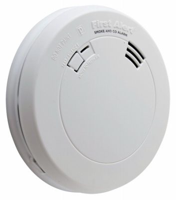 First Alert 1039871 Smoke and Carbon Monoxide Detector Battery-Powered Electrochemical/Photoelectric