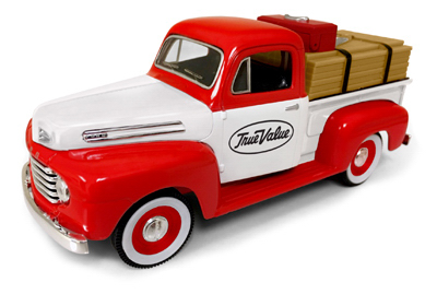 ROUND 2 LLC. CP7495/12 Collectible True Value 1948 Ford Pickup Truck, 1:25 Scale