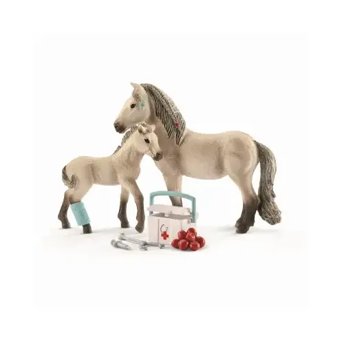 SCHLEICH NORTH AMERICA 42430 Hannah's First Aid Kit Toy Animal Figures, Ages 3 & Up