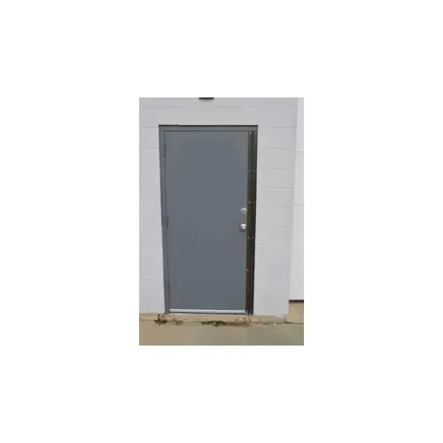 Aluminum Base Inswing Full Door Interlocker Silver Dimensions: 1-1/2 x 95