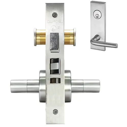 ESCUTCHEON CLASSROOM WITH DB Bright brass