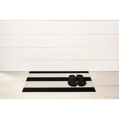 Door Mat 28" L X 18" W Black/White Bold Stripe Polyester/Vinyl Black/White