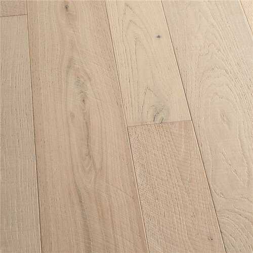 Seacliff French Oak 1/2 in. T x 5 & 7 in. W Water Resistant Distressed Engineered Hardwood Flooring (24.9 sq. ft./case)