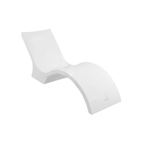 White Signature Chaise Deep For 10-15" Water Depth