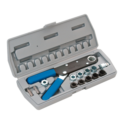 15-Piece Squeeze Wrench Set
