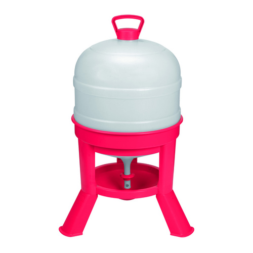 MILLER 8 GALLON PLASTIC DOME WATERER