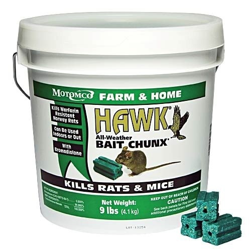 Motomco 31218*1-OZ Hawk Bait Chunx 18-LB Pail