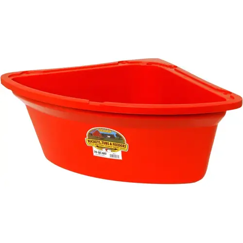 Feeder Bucket Corner Fence 26-Quart Polyethylene Red