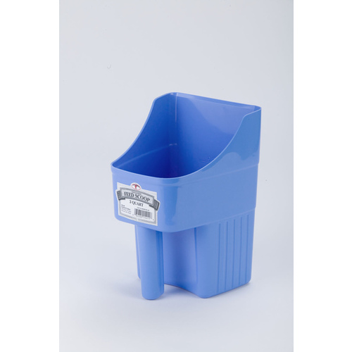 AMERICAN DISTRIBUTION & MFG CO 154116 Feed Scoop, Enclosed, Berry Blue Plastic, 3-Qts.