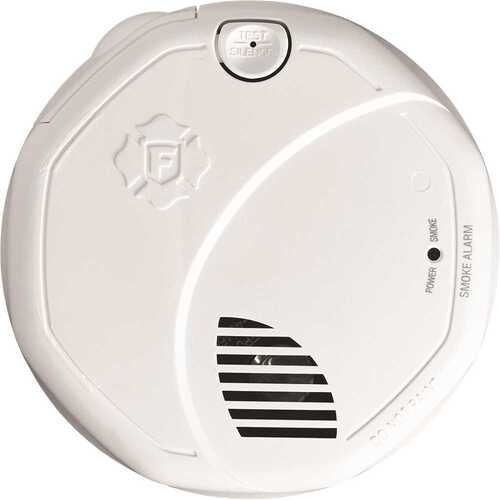 BRK Brands 1046774 Wireless Interconnect Battery-Operated Smoke Alarm With Voice/location Alert