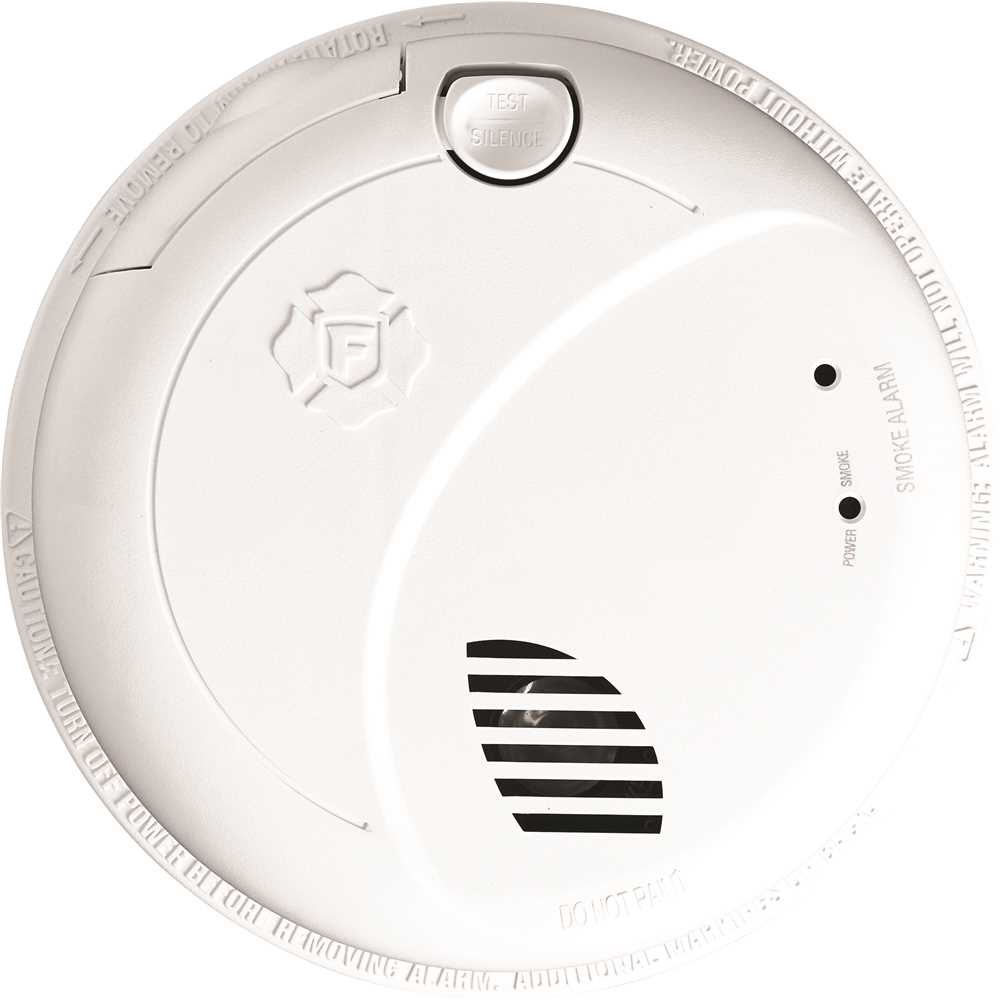 Brk Electronics 1046721 Interconnect Hardwire Smoke Alarm With Battery And Voice Alerts