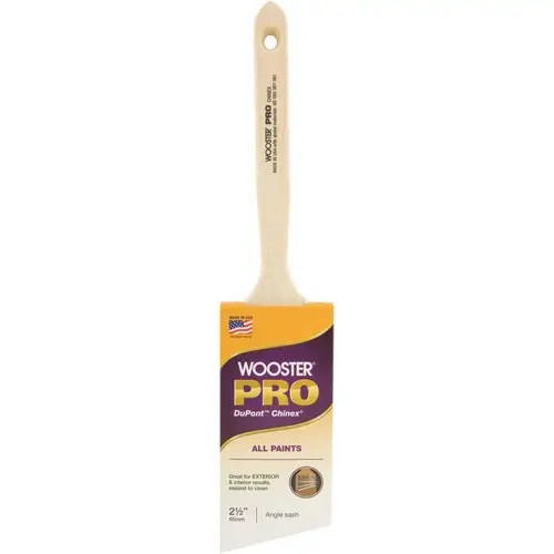 Wooster 0H21200024 2-1/2 in. Pro Chinex Angle Sash Brush