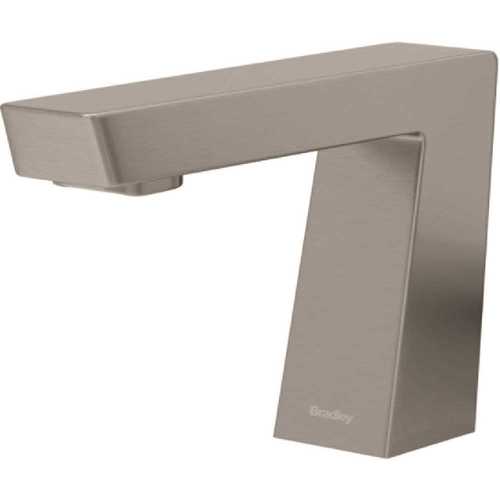 Zen Verge Faucet in Brushed Stainless