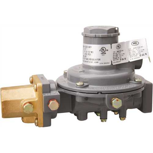 MEC Compact High Capacity Twin Stage Regulator F.Pol Inlet x 3/4 in. FNPT Outlet - 625,000 BTU/Hour